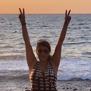 Meet your Posher, Amaya